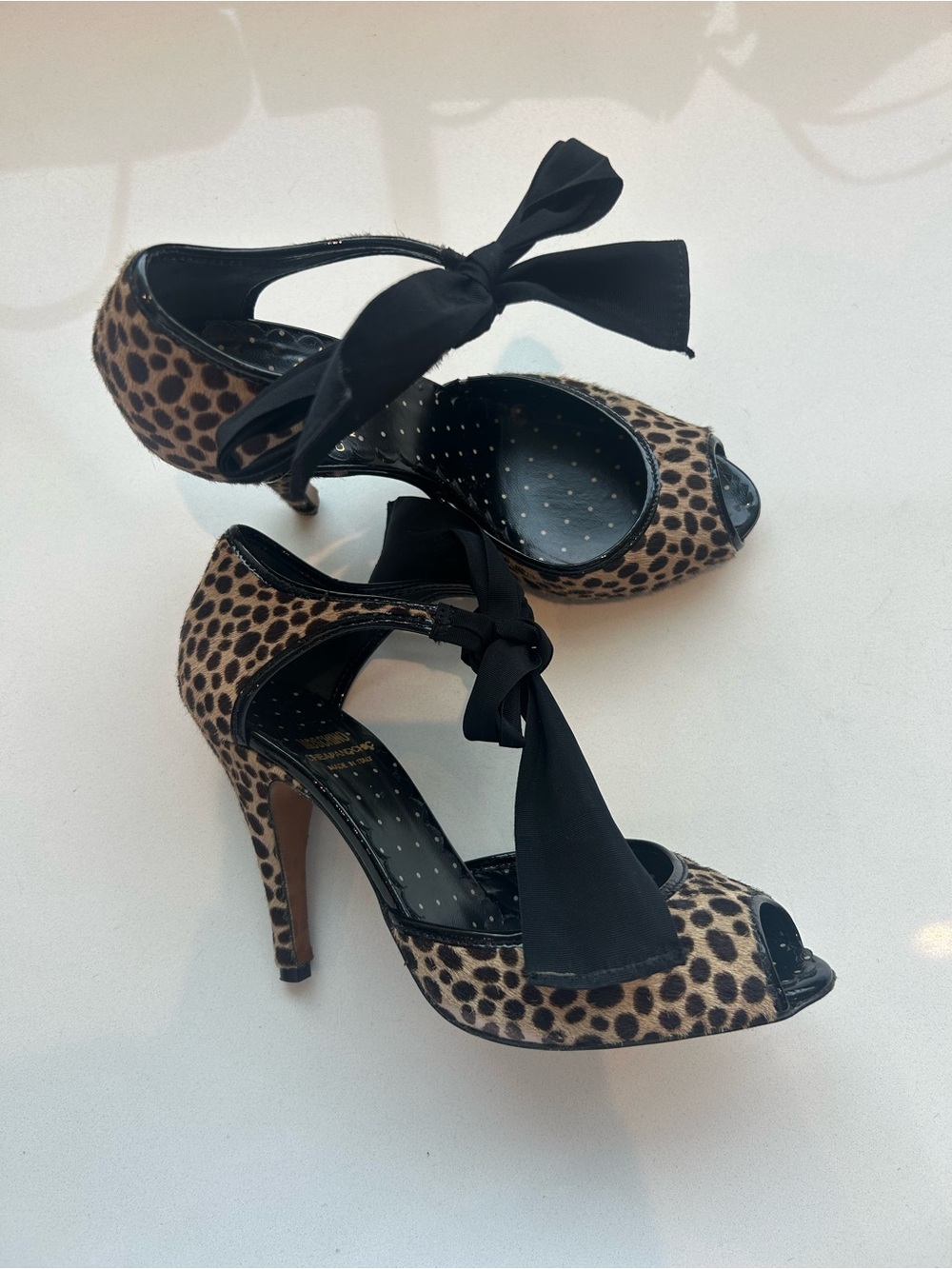 Leopard Print (beige and brown) with Black Accents - Picture 3 of 5